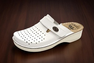 M-504 bela klompa 38