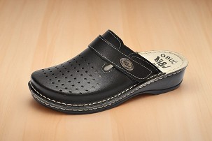 M-504 crna klompa 37