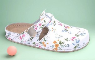 D-1251 bela cvetna klompa 38