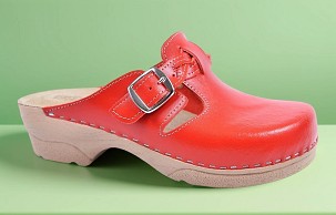 D-1075 crvena klompa 36