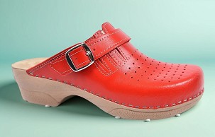 D-1074 crvena klompa 36