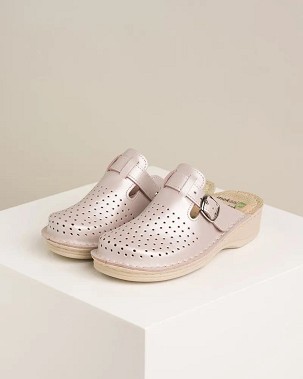 V-168 puder roze klompa 36