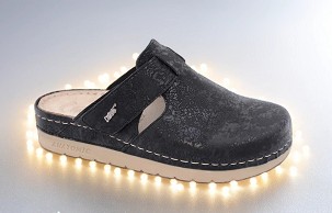 D-1426 crna klompa 40