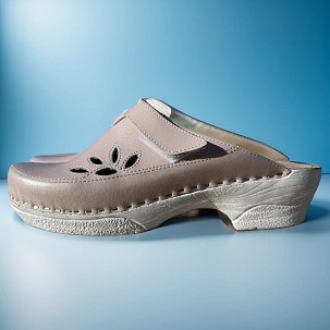 D-1076 roze klompa 39