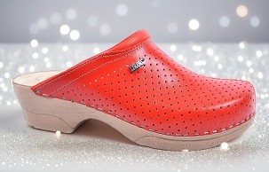 D-1073 crvena klompa 37