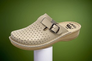 M-501 bež klompa 40